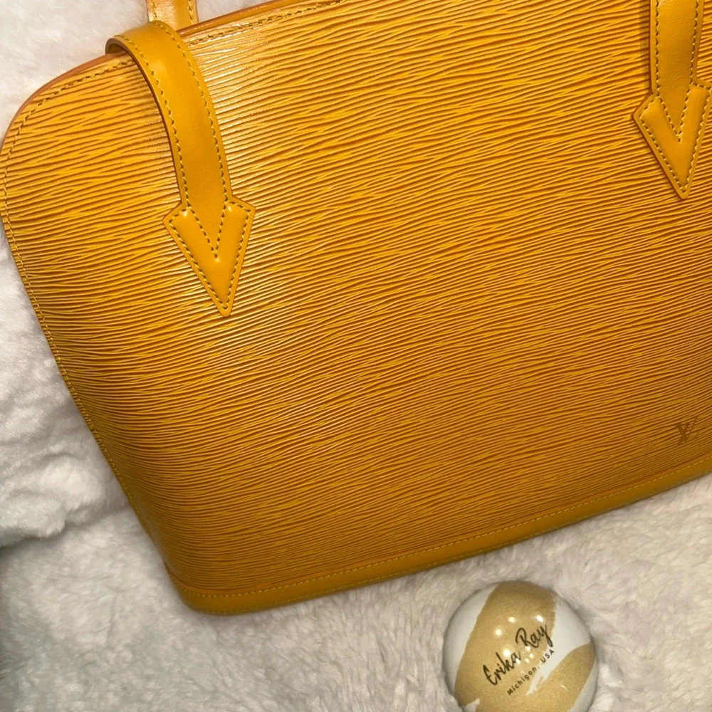 Louis Vuitton Yellow Epi Lussac Tote - Picture 10 of 16